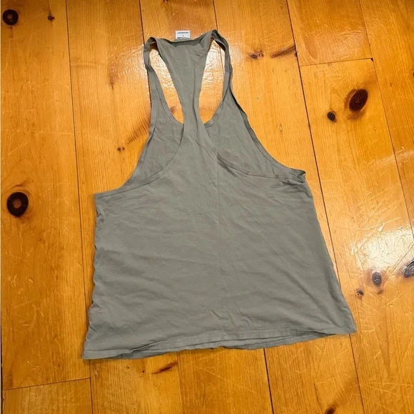 Gymshark Stringer Tank - Picture 2 of 4